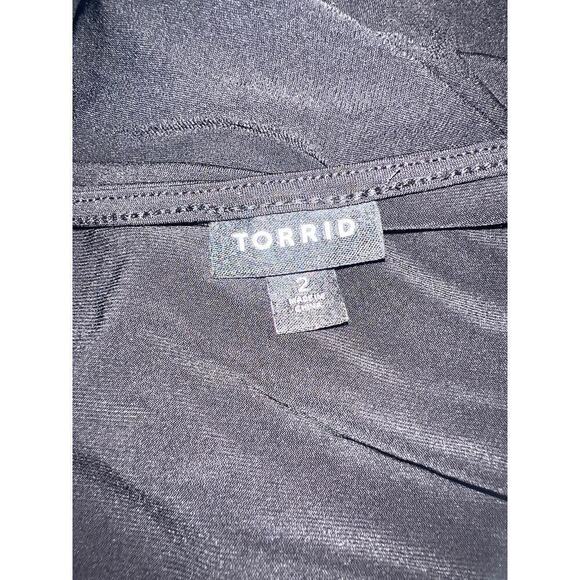 Torrid Tea Length Studio Knit Deep V Bodycon Dress in Deep Black Size 2 - Picture 8 of 8